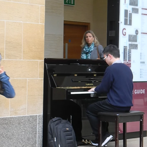 大学生日村姑与村姑的背景故事
